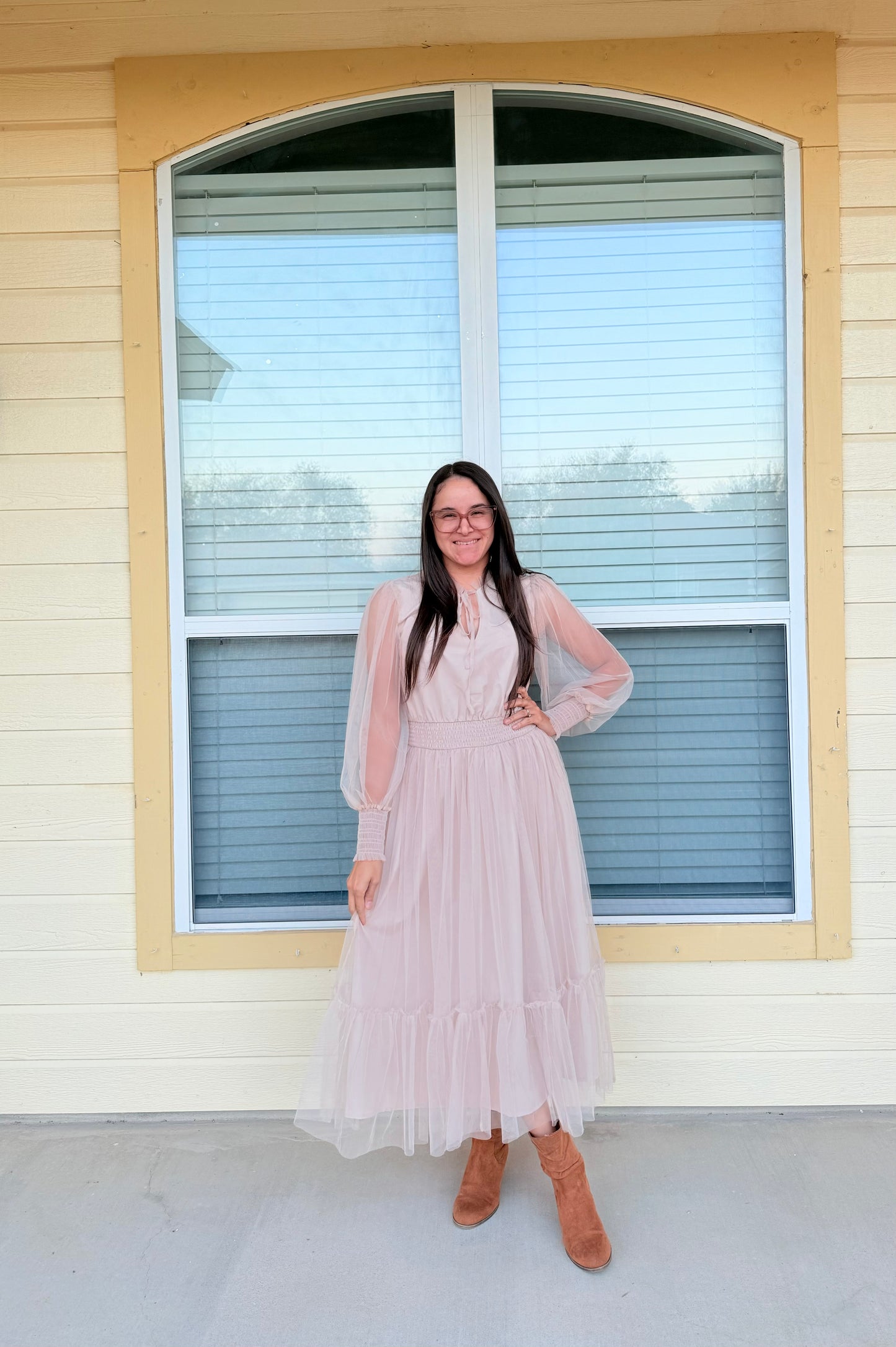 Deyli Lace Dress Beige