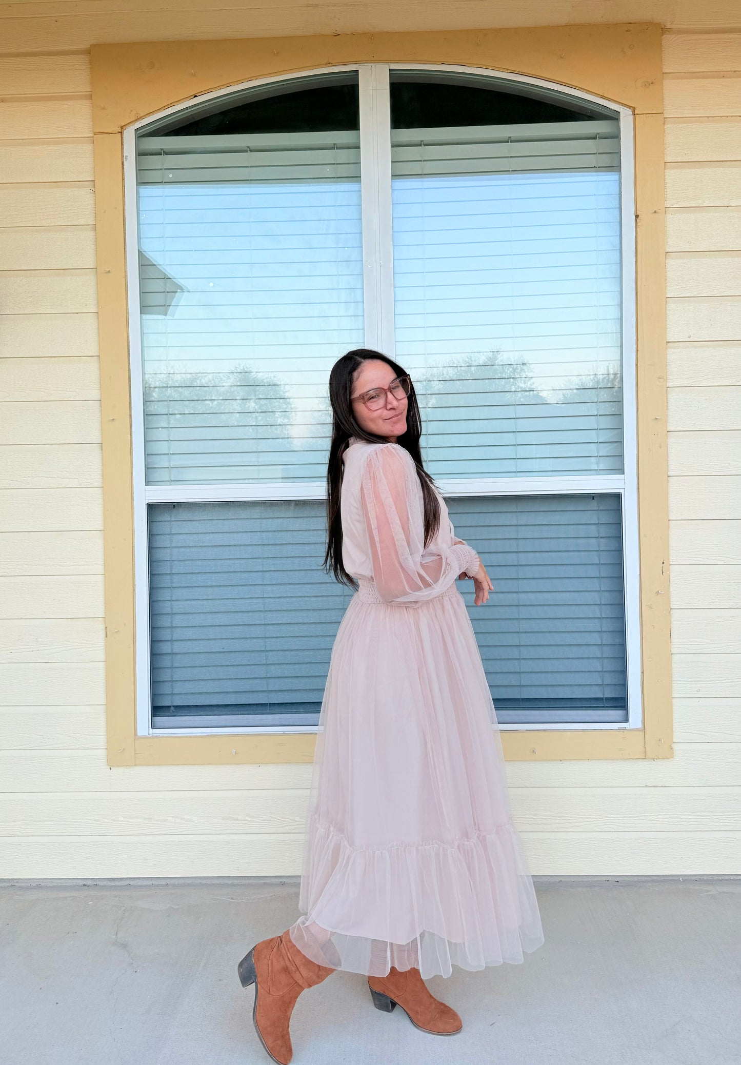 Deyli Lace Dress Beige