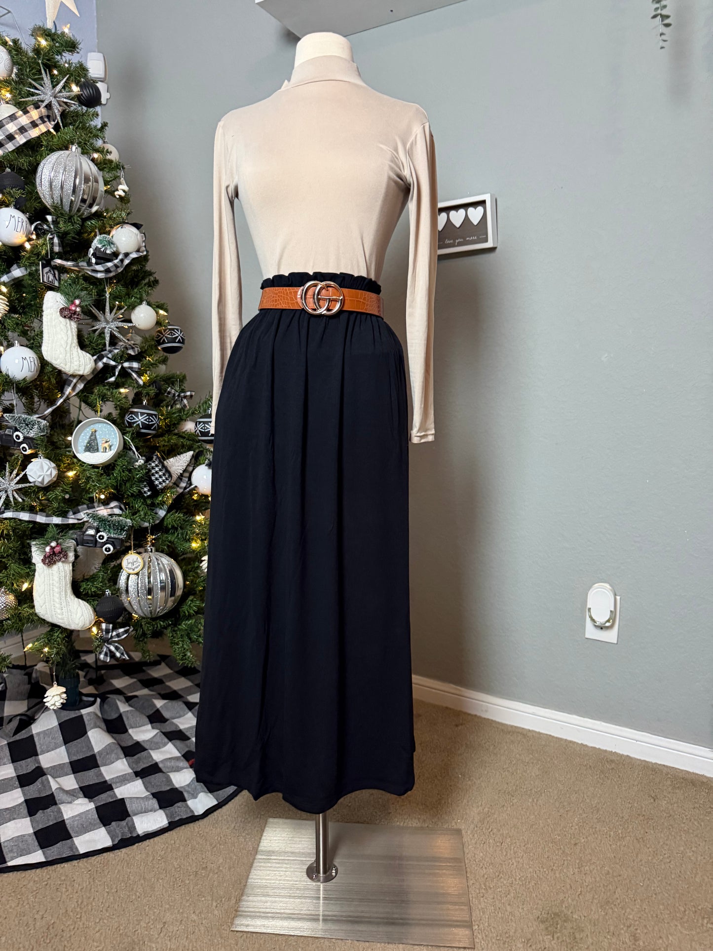 Rosie Midi Comfy Skirt Black Plus